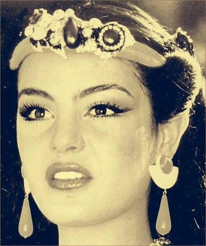 Our All-time Favorite Sherihan Looks