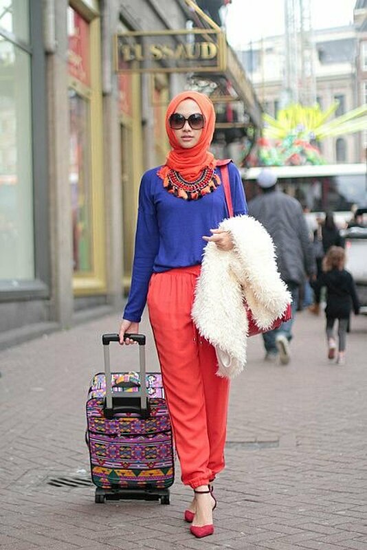 50 Colorful Outfit Ideas to Make You Happy