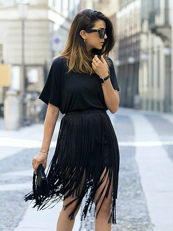 50 Looks for Women Who Love to Wear All-Black Outfits