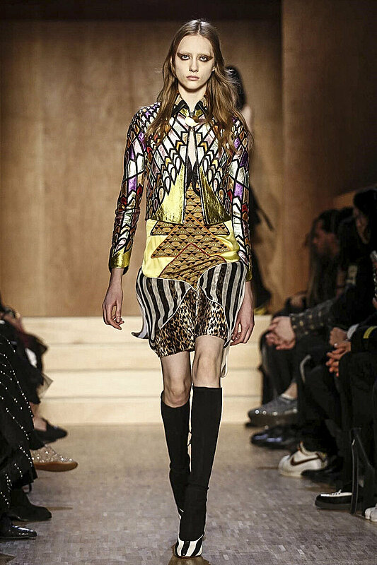 Paris Fashion Week Fall 2016: Givenchy's Collection Inspired by Ancient Egypt