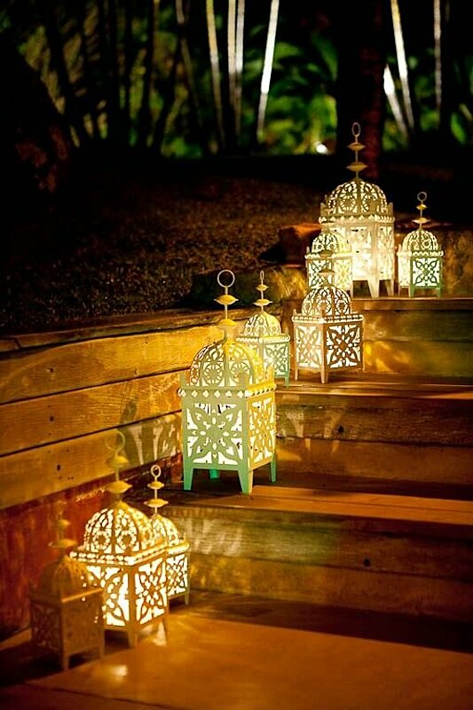 15 Insanely Chic Ways to Decorate Your Home with Lanterns for Ramadan