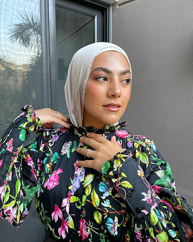 Your Guide to Pick the Best Headscarf for Your Hijab Outfit