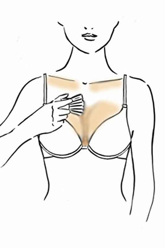 Breast Contouring: A Makeup Trick to Make Your Breasts Look Bigger
