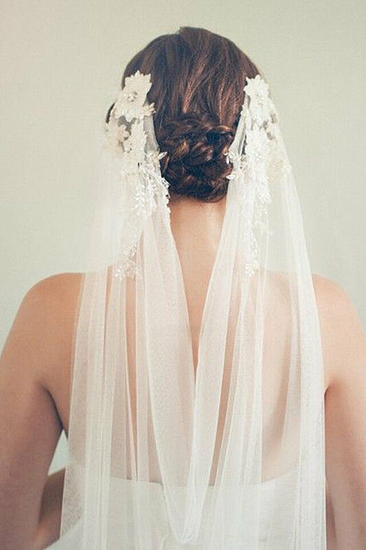 ٤٧ طريقة رائعة لارتداء طرحة الزفاف... اختاري الأنسب لشخصيتك