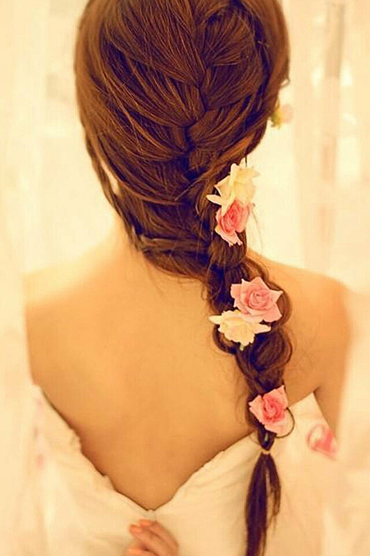 زيني شعرك بالزهور يوم زفافك