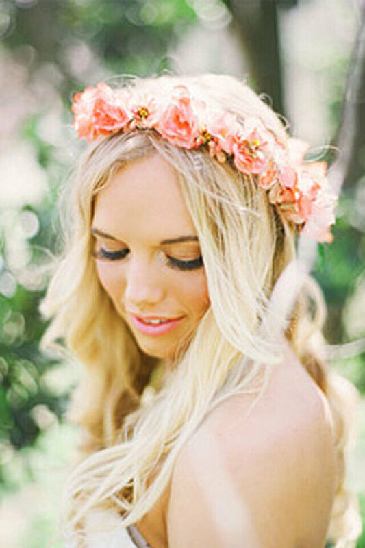 30 Photos of Bridal Flower Crowns for a Romantic Wedding Day Look