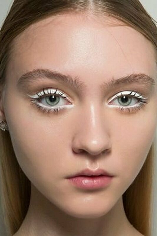 White Eyeliner Is Trending! Here's How to Try it Before Buying New Makeup