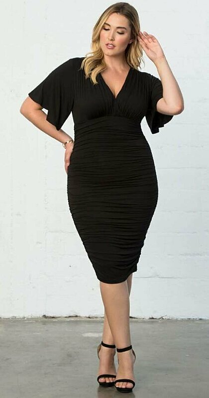 Office outfits for curvy women