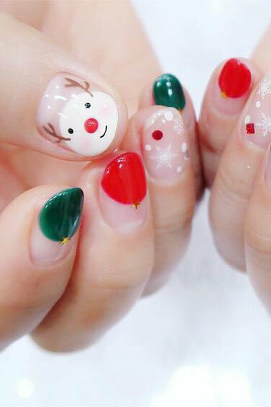 38 Chic Nail Art Ideas for Your Festive Season Celebrations in 2023/2024