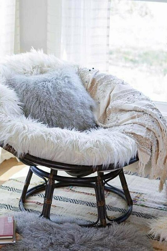 Winter 2018-2019: How Faux Fur Can Make Your Home Both Warm and Chic