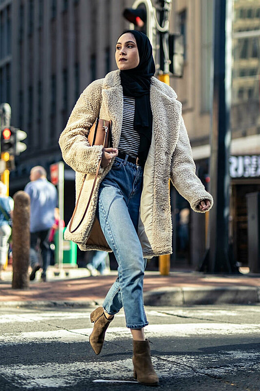 These Hijabi Bloggers Styled Their Long Winter Coats like Bosses