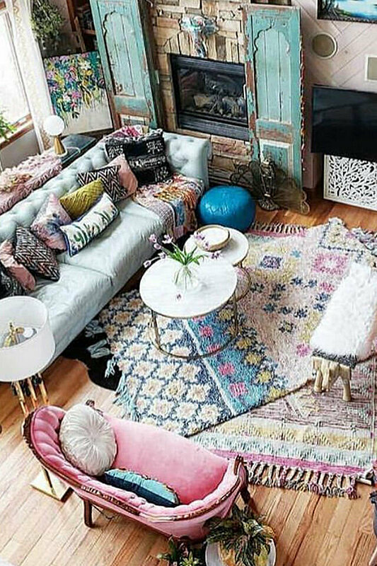Simple and Easy Ideas for Decorating Your Living Room Table