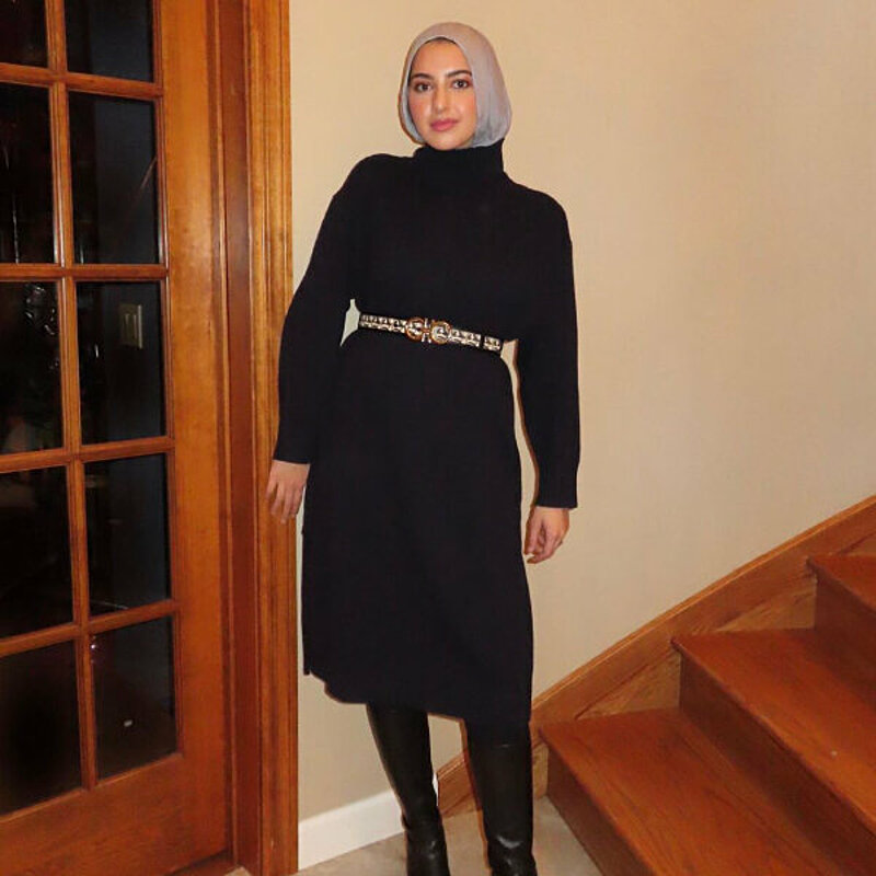 لفات حجاب اختاريها مع موضة الملابس ذات الرقبة العالية