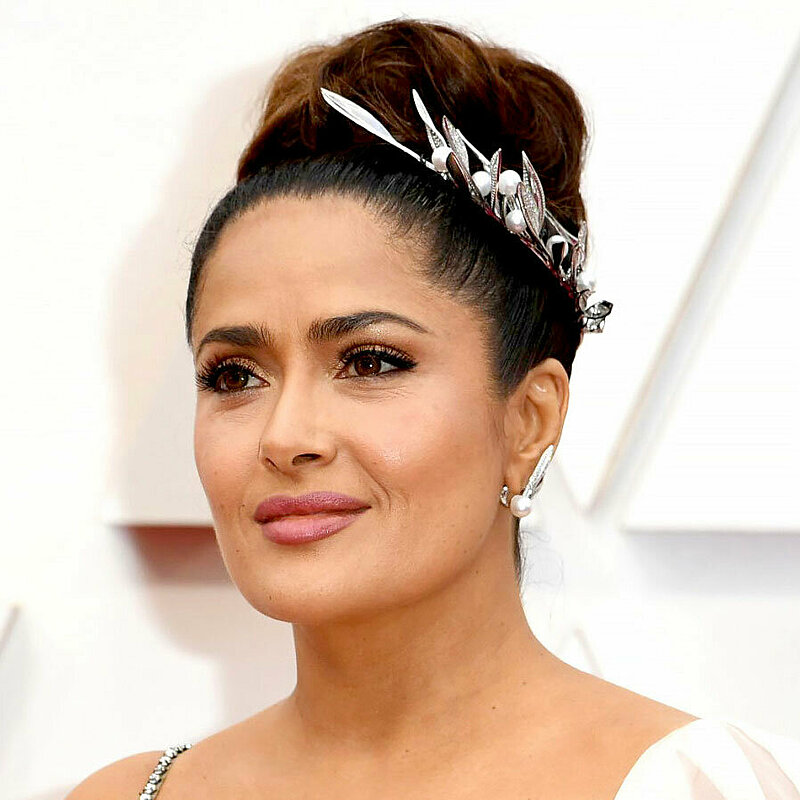 Oscars 2020: Watch How to Perfect Your Winged Eyeliner Like Celebs