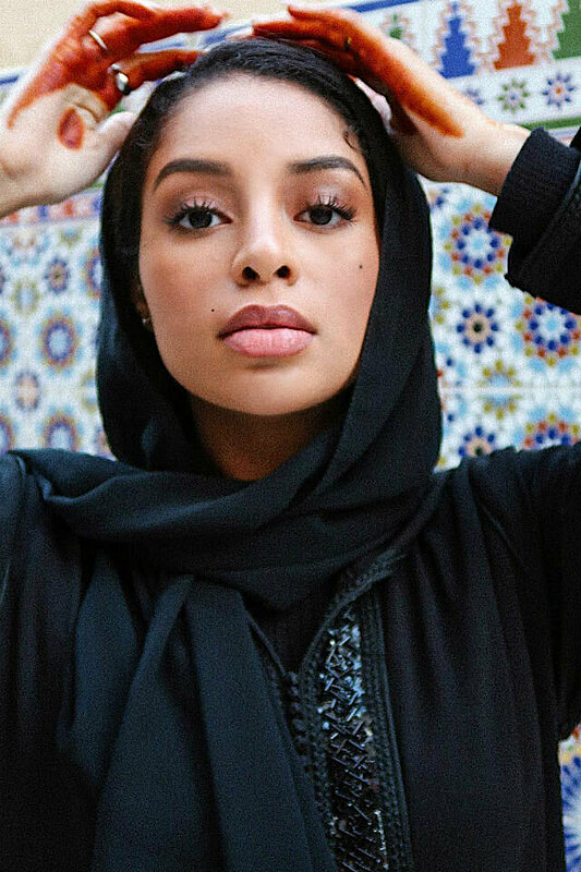 The Best Hijab Materials and Wraps to Survive Summer Weather
