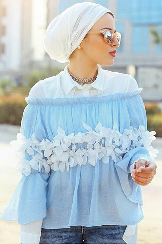Friday Fashion Fits: How to Wear off the Shoulder Pieces With Hijab