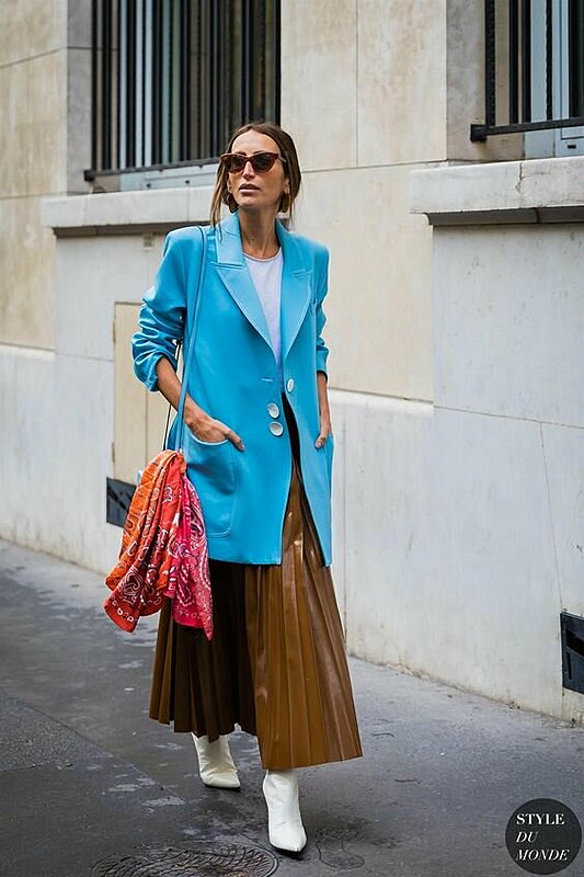 What Colors Match With Blue? 7 Colors to Try, 33 Outfits to Inspire You