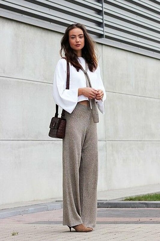  How to Wear and Style Knit Pants for Your Body Shape