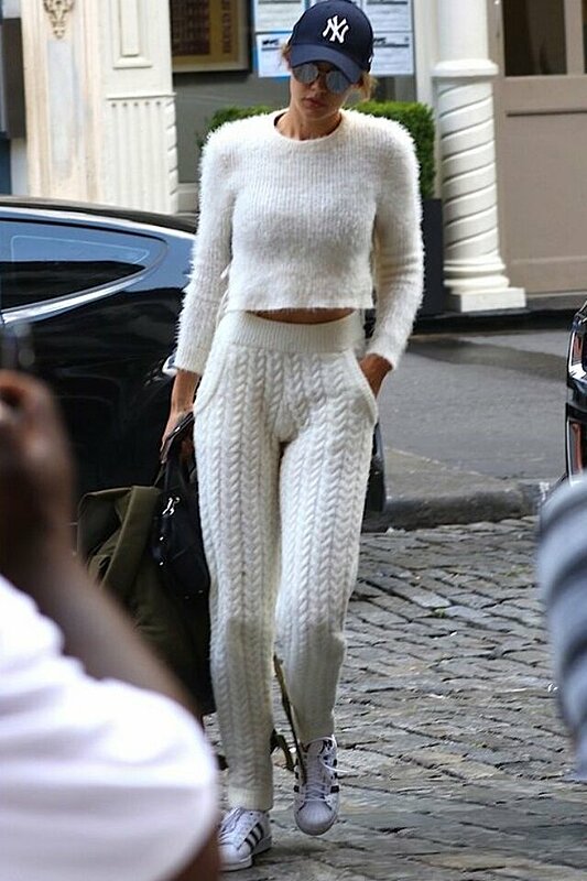 How to wear knitted trousers this winter - HipBoulevard