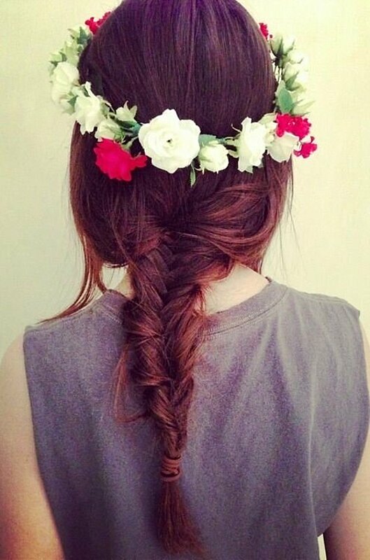 زيني شعرك بأكاليل الزهور
