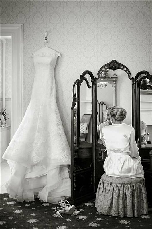 صور فوتوغرافية على كل عروس التقاطها يوم زفافها