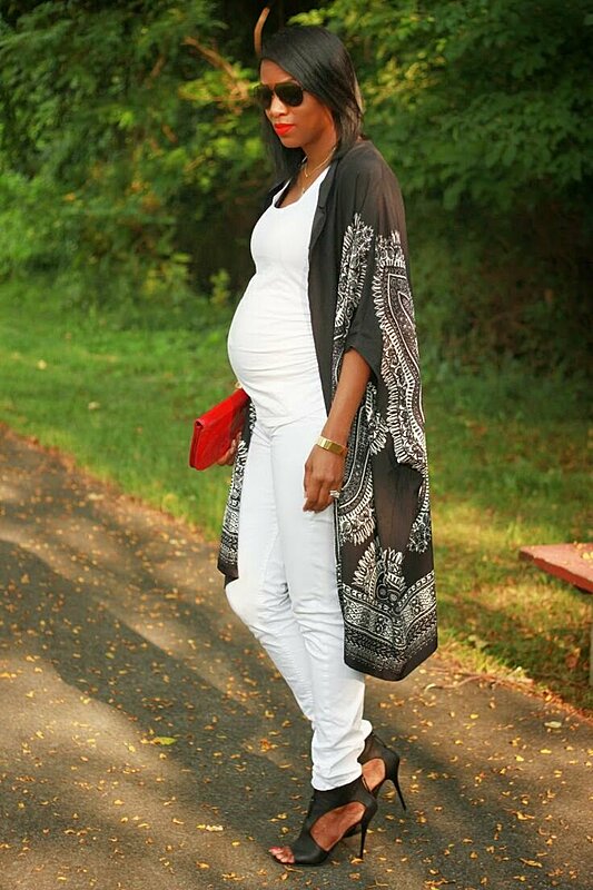 How to Wear Kimonos During Pregnancy