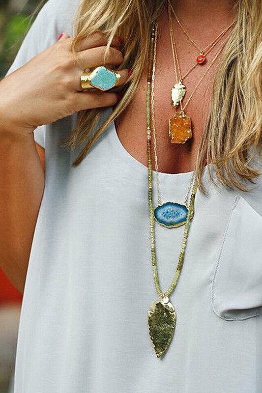 How to Layer Your Necklaces According to Your Outfit