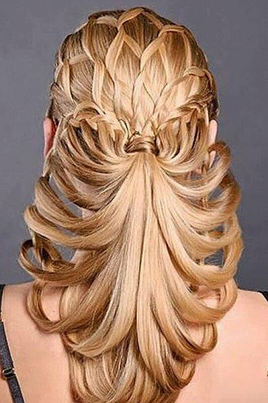 20 Hairstyles to Complete Your Spooky Halloween Look