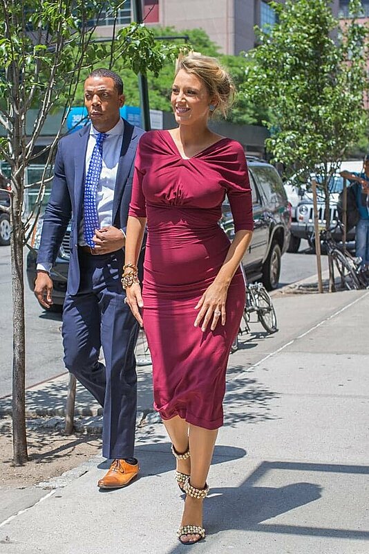 Blake Lively Looks Unbelievably Stunning During Her Second Pregnancy!