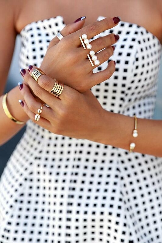 16 Photos to Show You Modern and Trendy Ways to Wear Pearls