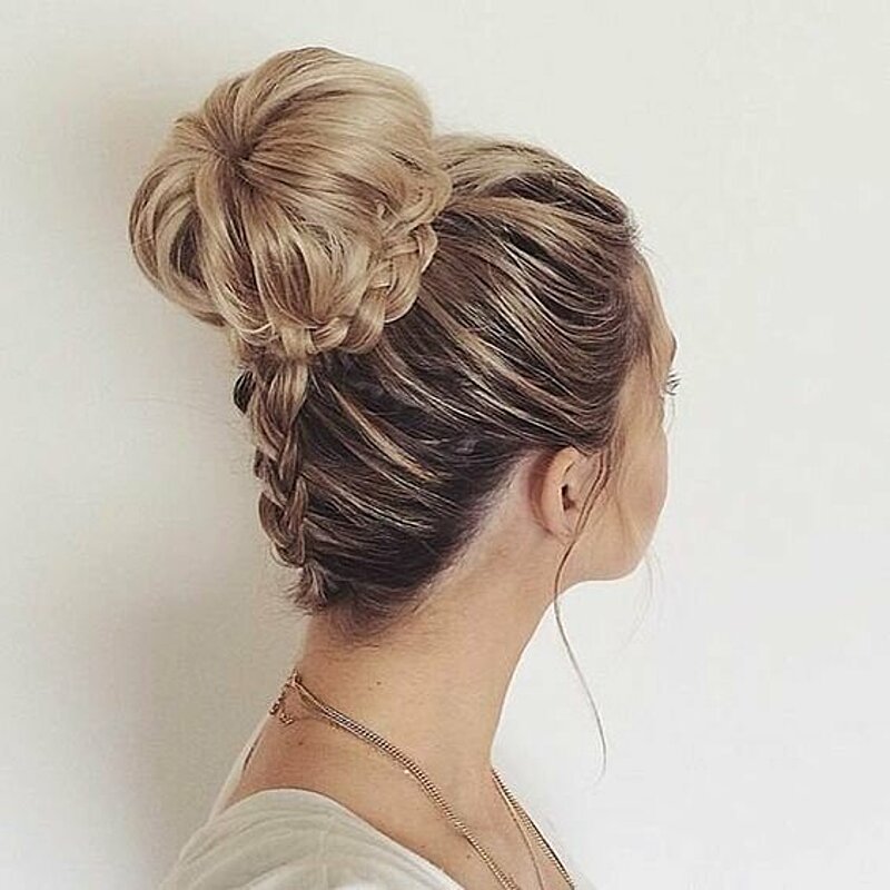 15 Photos to Show You That Hair Buns Can Always Be Your Go-to Hairstyle!