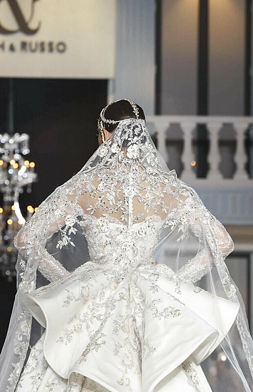 10 Beautiful Wedding Dresses from Paris Haute Couture Fashion Week Fall 2017