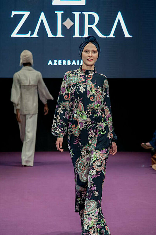 الأزياء العصرية تسيطر على أسبوع الموضة المحتشمة في دبي شتاء 2019