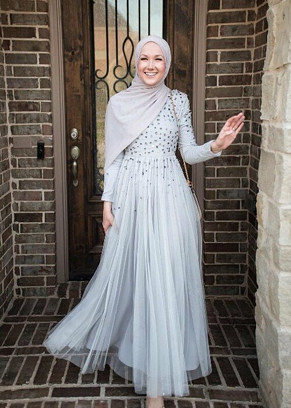 Friday Fashion Fits: How to Wear Maxi Dresses With Your Hijab