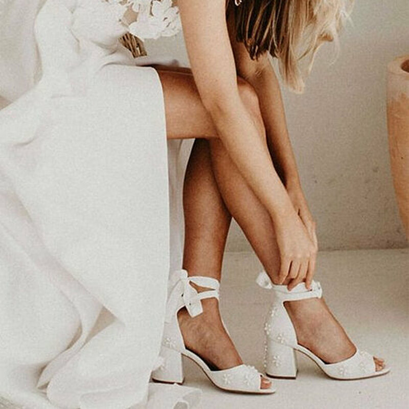 كيف تختارين حذاء زفافك المناسب.