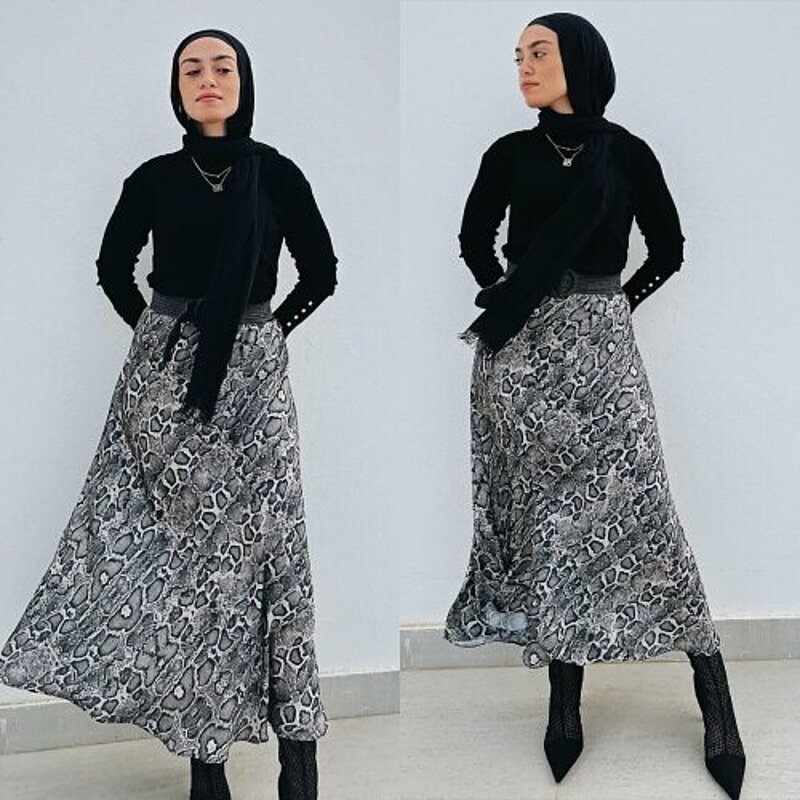 Embracing Grace & Professionalism: Hijabi Women's Guide to Formal Workwear
