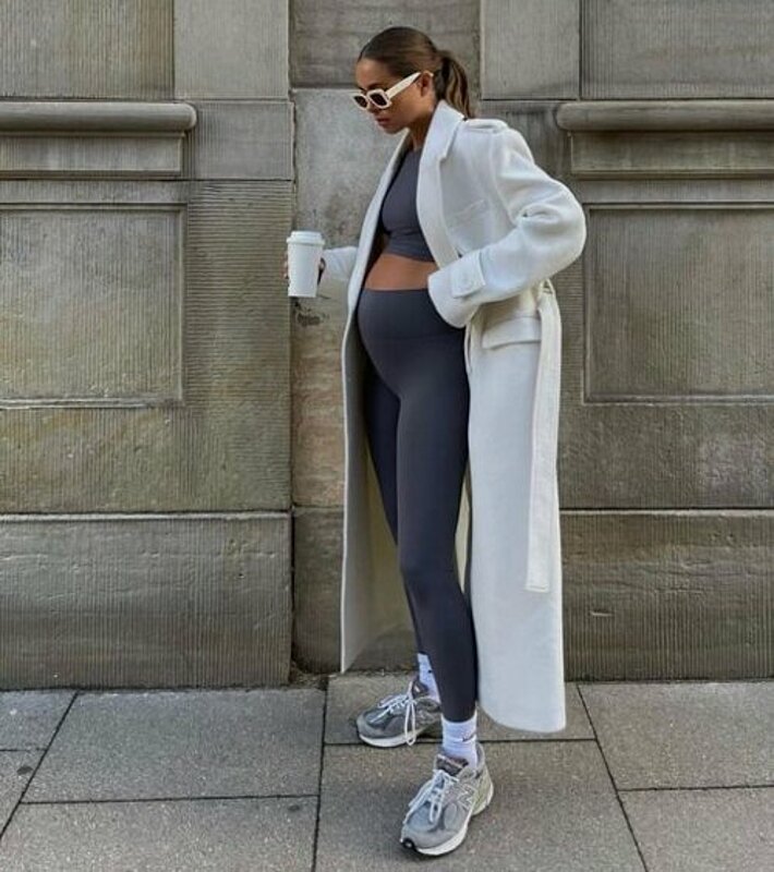 7 Pregnancy Fashion Rules to Look Your Best This Winter