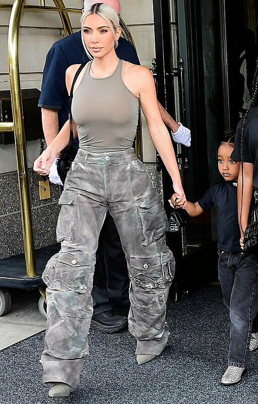 Outfit Ideas to Wear Cargo Pants in a Posh Way