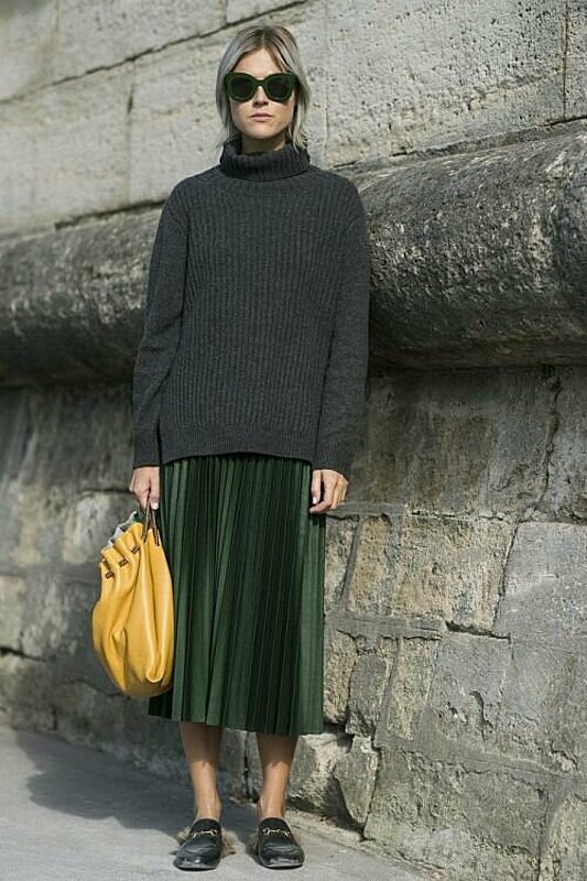 39 Trendy Ways to Style Pleated Skirts This Fall