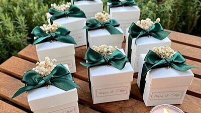 35 Unique Wedding Favors Your Guests Will Love