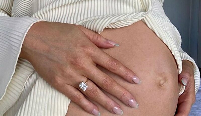 Pregnancy Affects Nail Texture and Growth