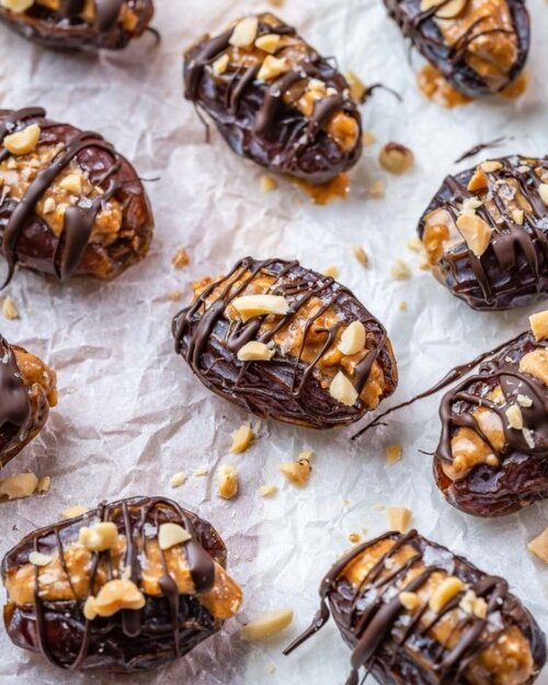 Stuffed Dates with nuts