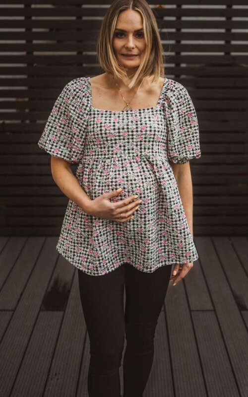 Choices for Summer Maternity Workwear