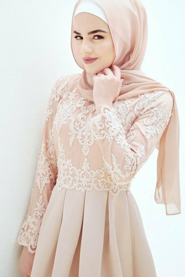 12 Chic and Simple Hijab Evening Dresses to Inspire You